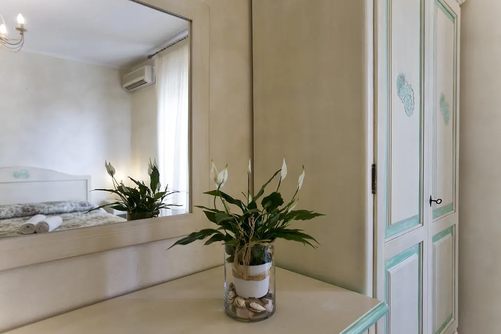 Morpheo Rooms Alguer 2*,