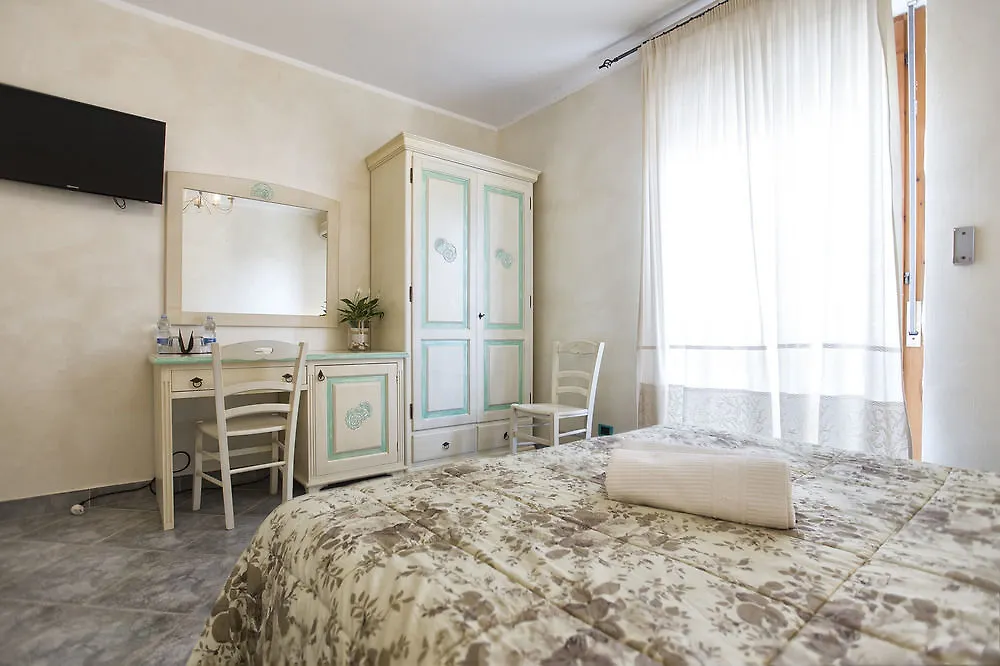 Morpheo Rooms Alguer 2*,
